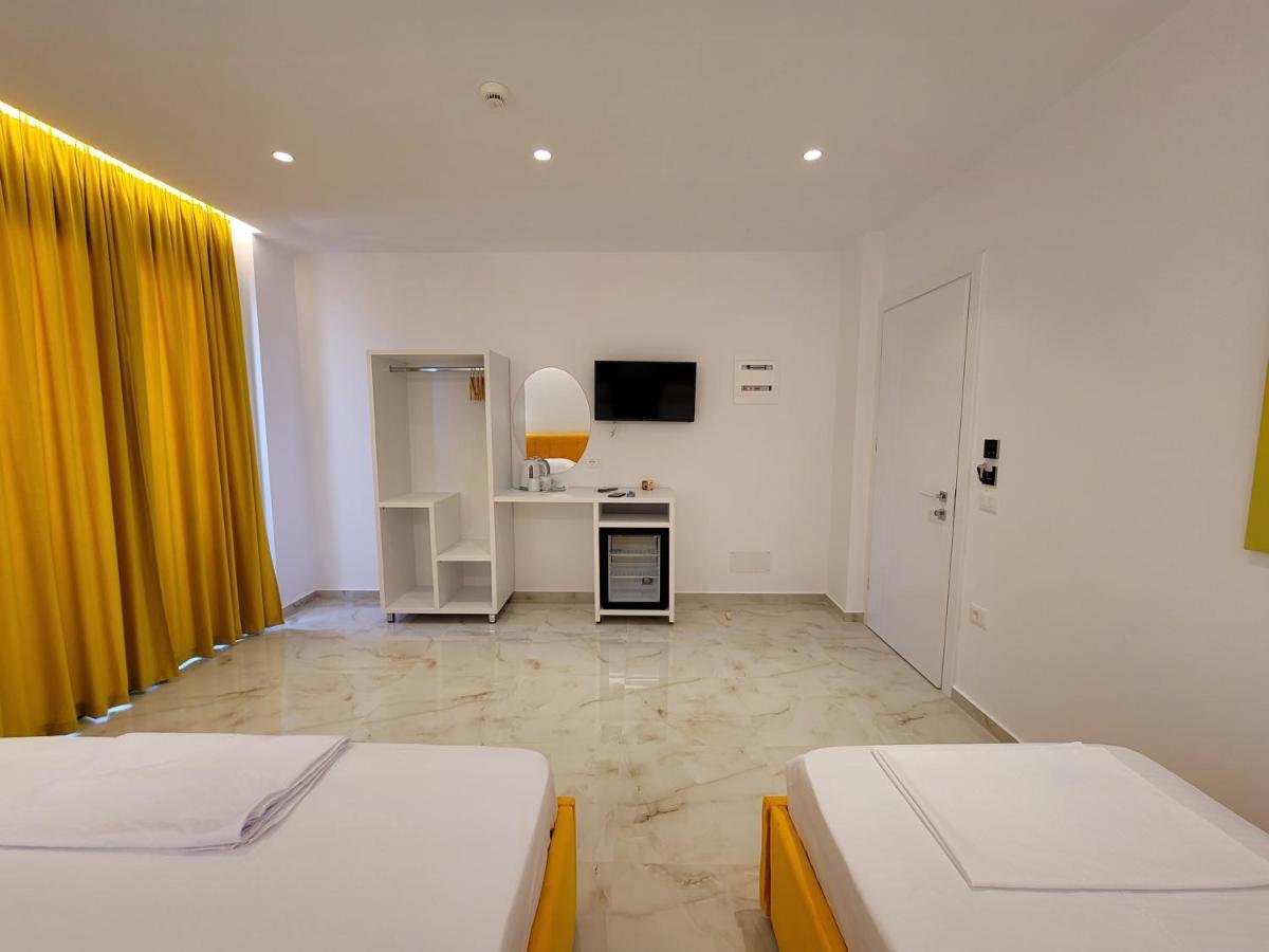 Fenix Hotel Ksamil Exterior photo