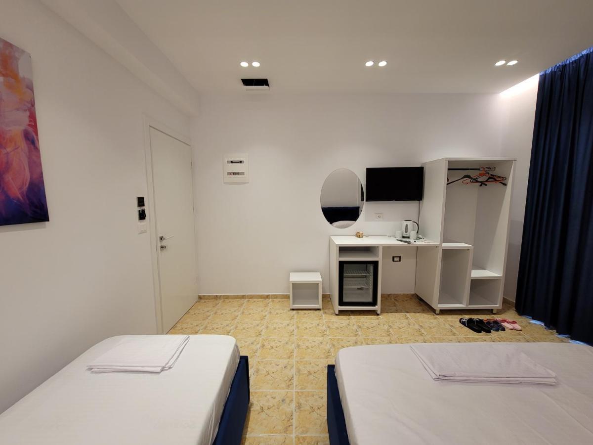 Fenix Hotel Ksamil Exterior photo