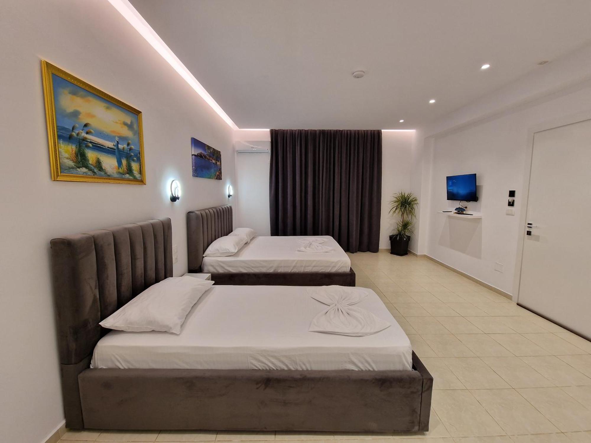 Fenix Hotel Ksamil Exterior photo