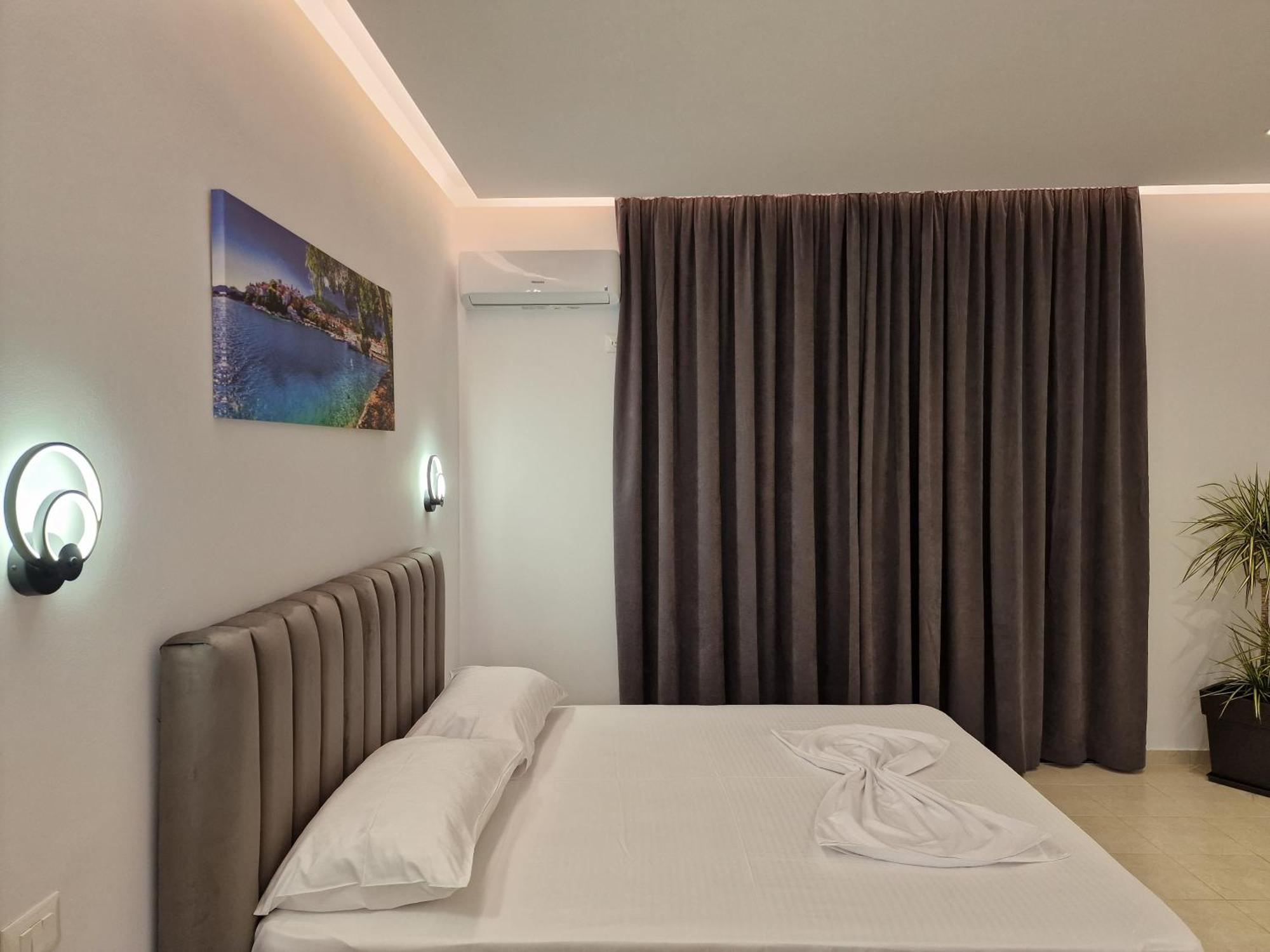Fenix Hotel Ksamil Exterior photo